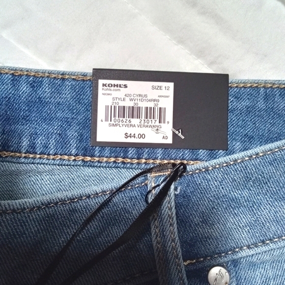 🤍New Simply Vera Vera Wang Denim Shorts🤍 - Picture 5 of 5